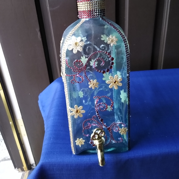 Hand Crafted Bottle - Picture 3 of 4